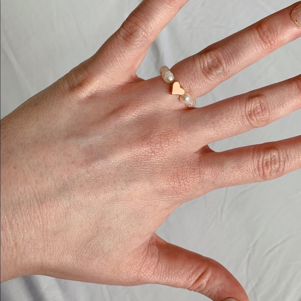 Fresh Water Pearl Rose Gold Heart Ring - Picture 4 of 5